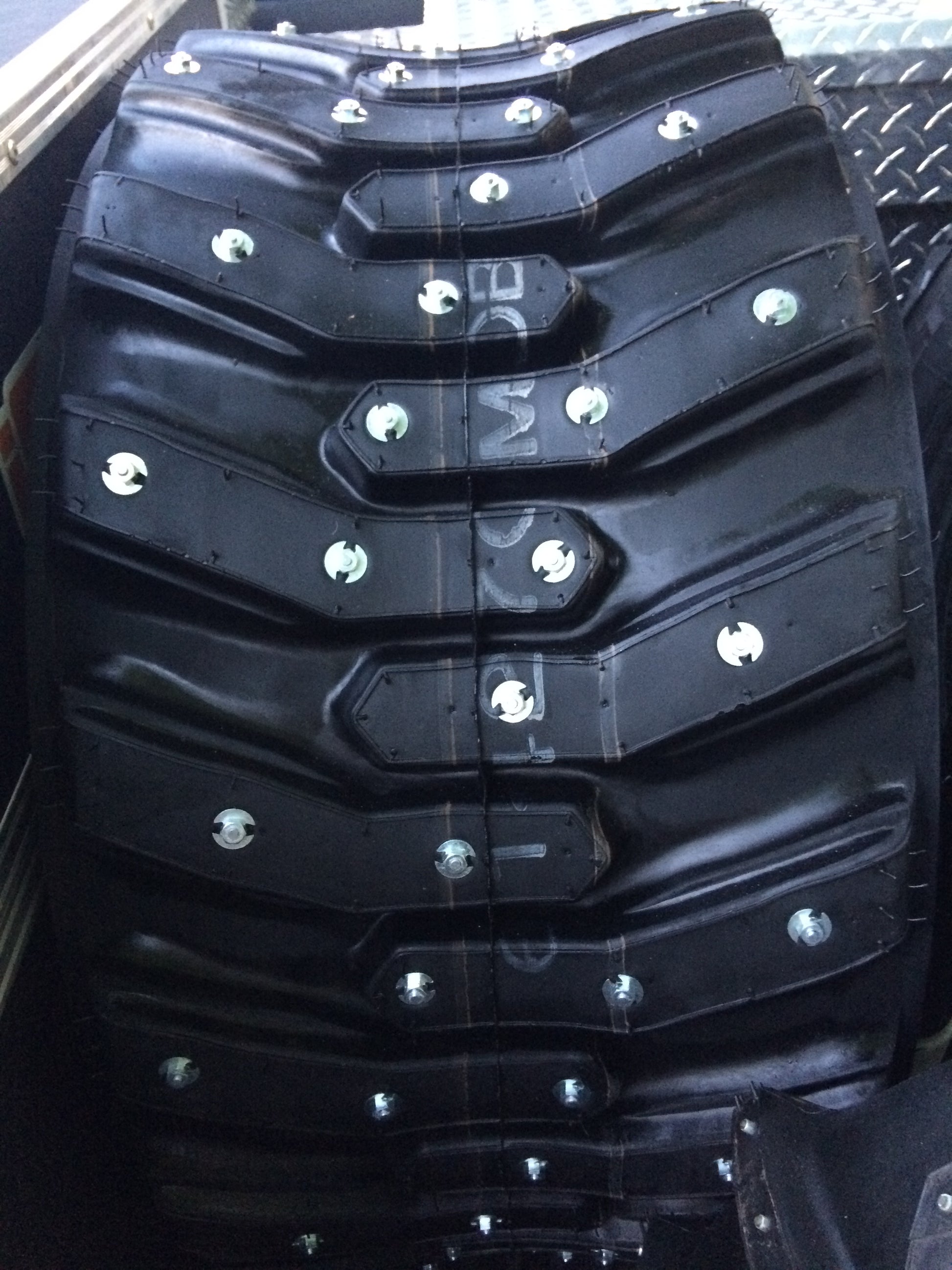 SS-32R iGrip 32mm shouldered racing tire studs providing professional traction and control on icy racing tracks